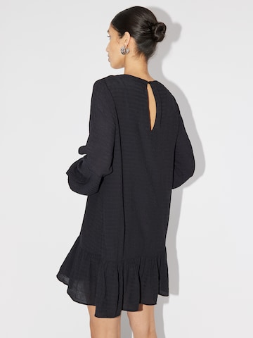 Robe 'Elvira' LeGer by Lena Gercke en noir