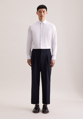 Coupe slim Chemise business 'Schwarze Rose' SEIDENSTICKER en blanc