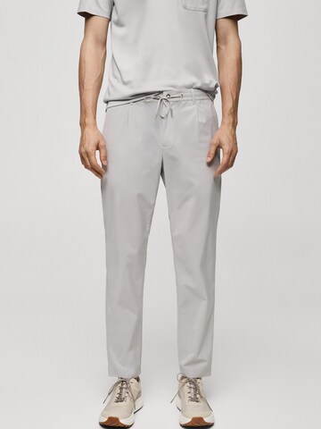 MANGO MAN Tapered Pleat-Front Pants 'Lunar' in Grey: front