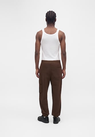 Effilé Pantalon cargo Calvin Klein Jeans en marron