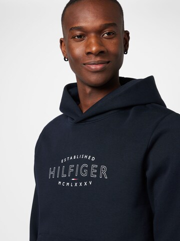 Felpa di TOMMY HILFIGER in blu