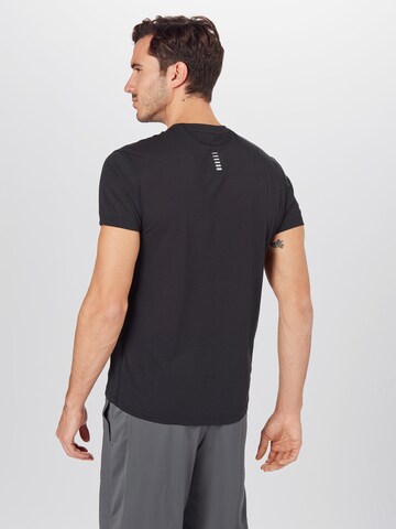 UNDER ARMOUR Regular fit Functioneel shirt 'Streaker' in Zwart