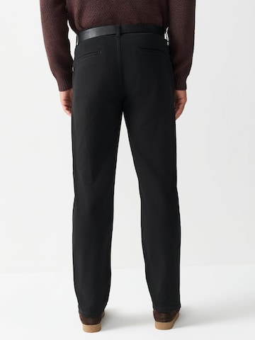 juoda Next Standartinis „Chino“ stiliaus kelnės