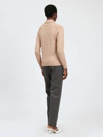 Influencer Sweater in Gold