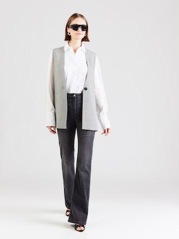 PATRIZIA PEPE Flared Jeans i svart
