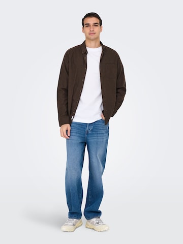 Coupe regular Chemise 'ONSROAD' Only & Sons en marron