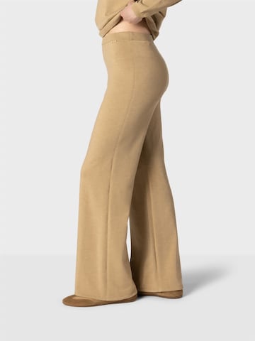 regular Pantaloni ' ' di NAULOVER in marrone: lato