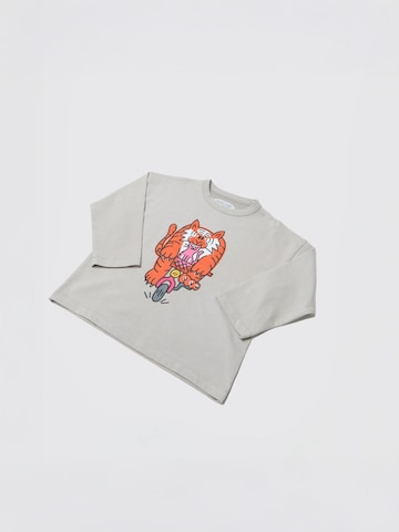 Maglietta 'PEDAL FASTER GRAPHIC' di Maru + Bo in grigio