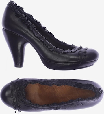 Chie Mihara Pumps 39,5 in Schwarz: predná strana