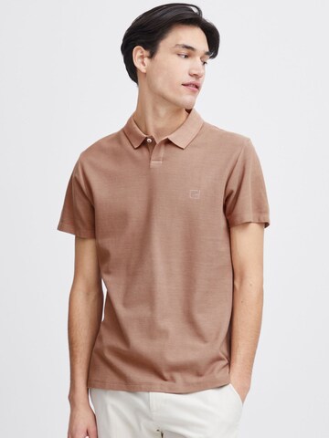 T-Shirt 'Tristan' Casual Friday en marron : devant