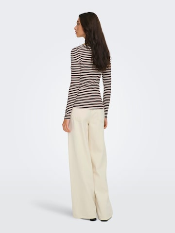 ONLY Shirt 'elene' in Rood