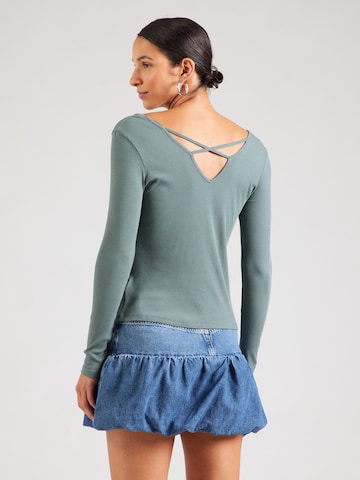 ABOUT YOU Shirt 'Christina' in Green