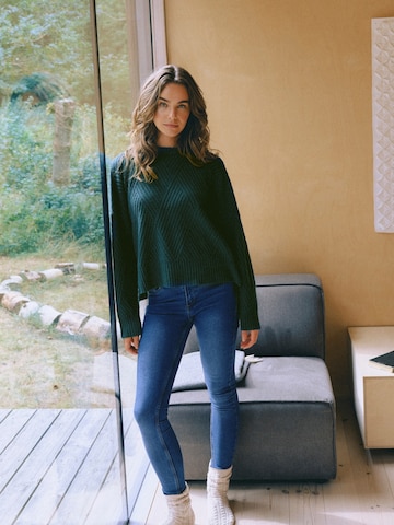 Oxmo Slimfit Jeans 'Helle' in Blauw