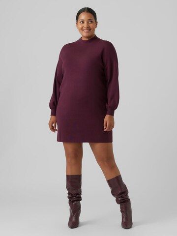 Vero Moda Curve Πλεκτό φόρεμα 'VMCNANCY' σε κόκκινο