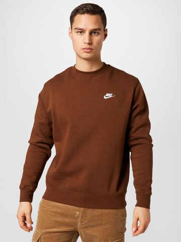 Nike Sportswear Regular Fit Sweatshirt 'Club Fleece' in Braun: Vorderseite