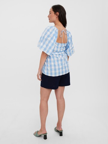 Vero Moda Maternity - Blusa 'SODY' en azul