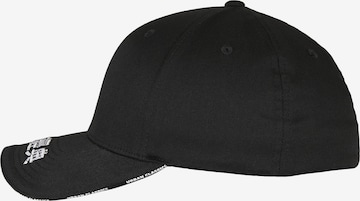 Urban Classics Cap in Schwarz