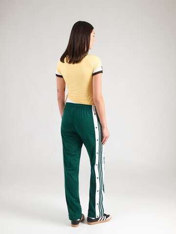 Largi Pantaloni 'ADIBREAK' de la ADIDAS ORIGINALS pe verde