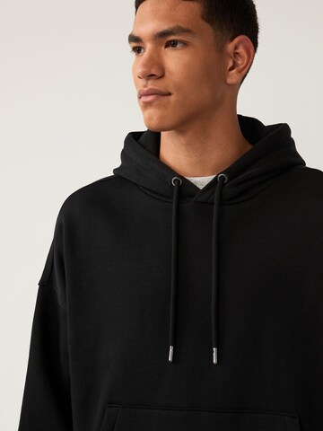 Next Sweatshirt in Black