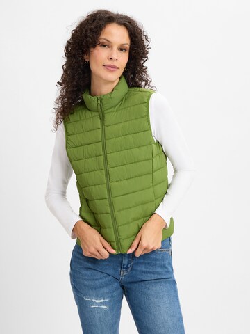 Brookshire Vest in Green: front