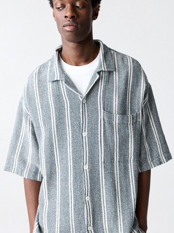 Pull&Bear Comfort fit Button Up Shirt in Blue