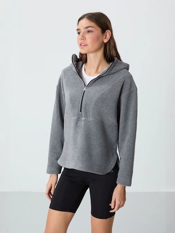 Pullover 'Sweatshirts' di Tommy Life in grigio