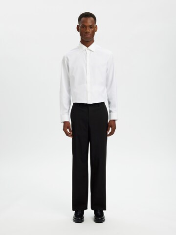 SELECTED Szabványos Nadrág 'SLHLIAM' - fekete