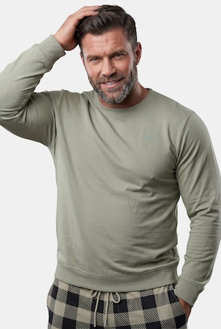 Men Plus Pyjama in Grün
