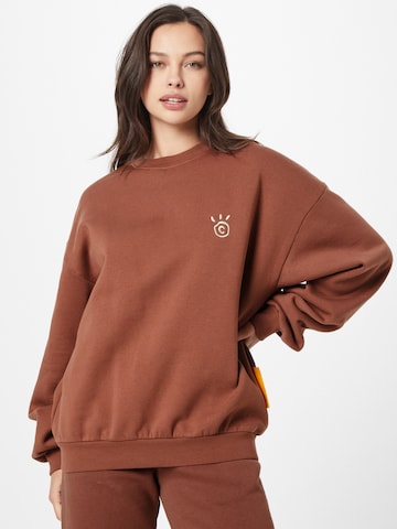 Smiles Sweatshirt 'Pascal' in Brown: front