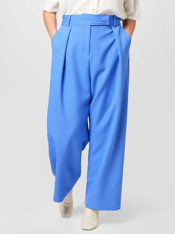 Wide leg Pantaloni con pieghe di River Island Plus in blu: frontale