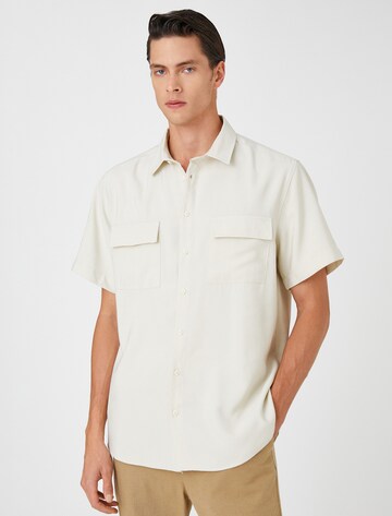 Koton Comfort Fit Hemd in Weiß: Vorderseite