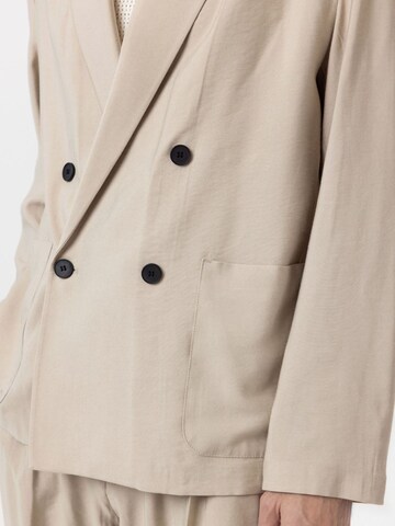 Antioch Between-season jacket in Beige