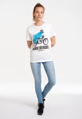 LOGOSHIRT T-Shirt 'Sesamstrasse - Krümelmonster Motorrad' in Weiß