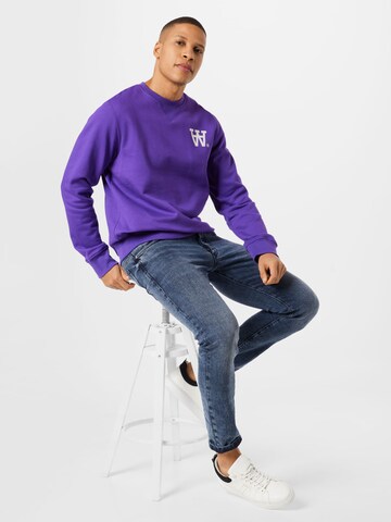 WOOD WOOD Sweatshirt in Purple