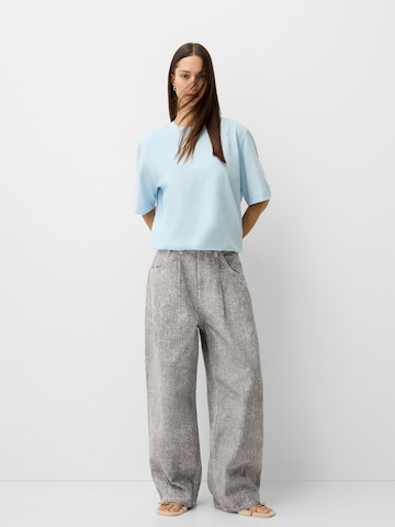Bershka Wide Leg Jeans in Grau