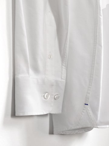Mr Main Man Regular fit Button Up Shirt in White