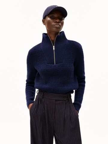 ARMEDANGELS Strickpullover ' TULIPAA ' (GRS) in Blau: Vorderseite