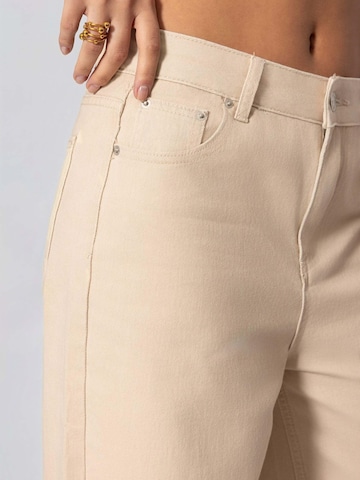 SASSYCLASSY Loosefit Hose‌‌‌ in Beige