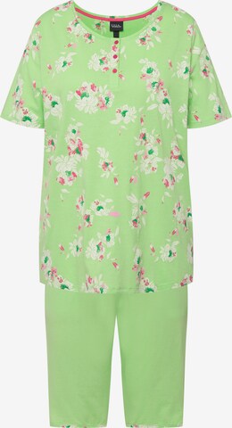 Ulla Popken Short Pajama Set in Green: front