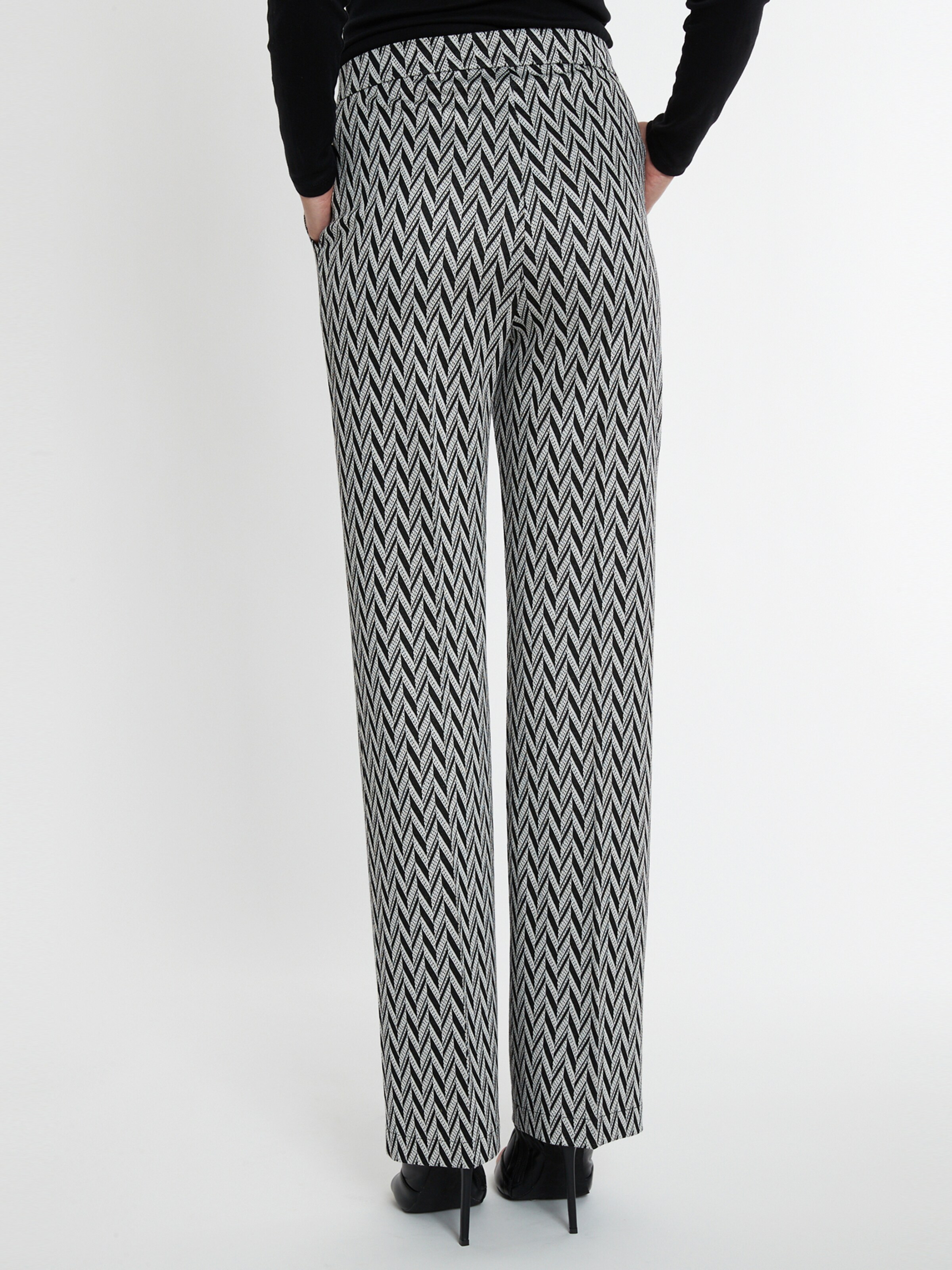 Ana Alcazar Regular Hose in Schwarz