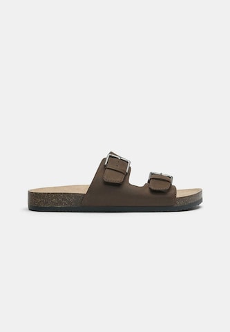 Pull&Bear Mules in Brown