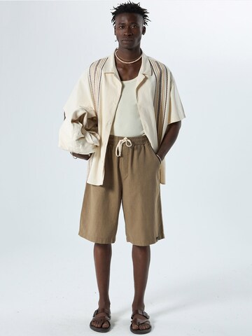 Loosefit Pantaloni 'Harker Heights' di VAMOS CLO in marrone
