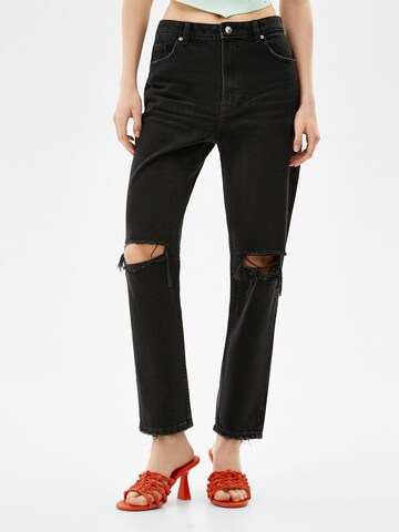 Bershka Regular Jeans in Black: front