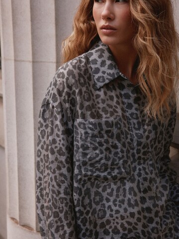Camicia da donna di Next in grigio