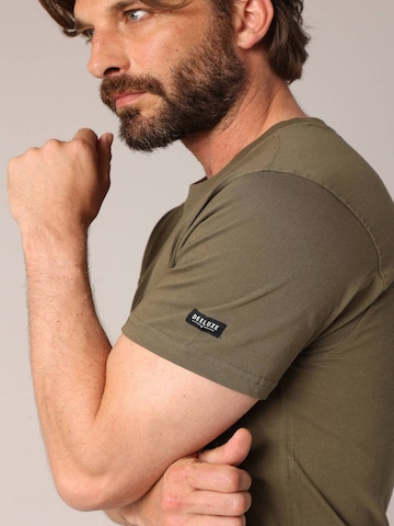 T-Shirt 'TELLSON' Deeluxe en vert
