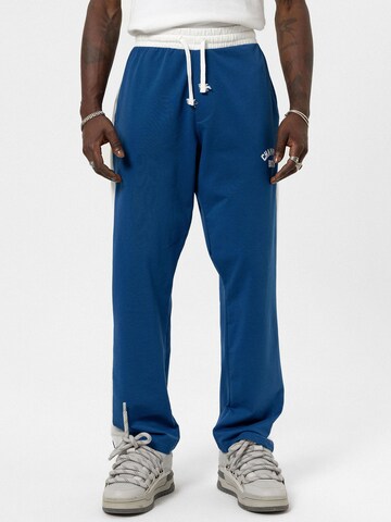 Loosefit Pantaloni 'Hibiscus' di VAMOS CLO in blu: frontale