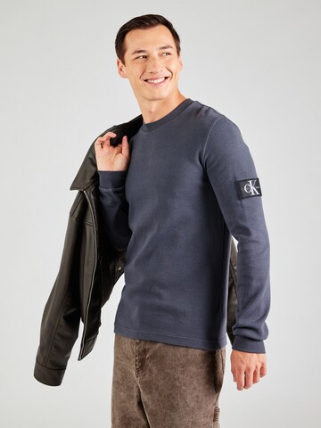 Calvin Klein Jeans T-shirt i grå: framsida