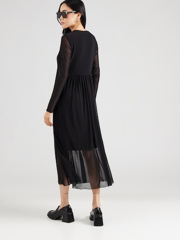 NÜMPH Jurk 'JINNIE' in Zwart