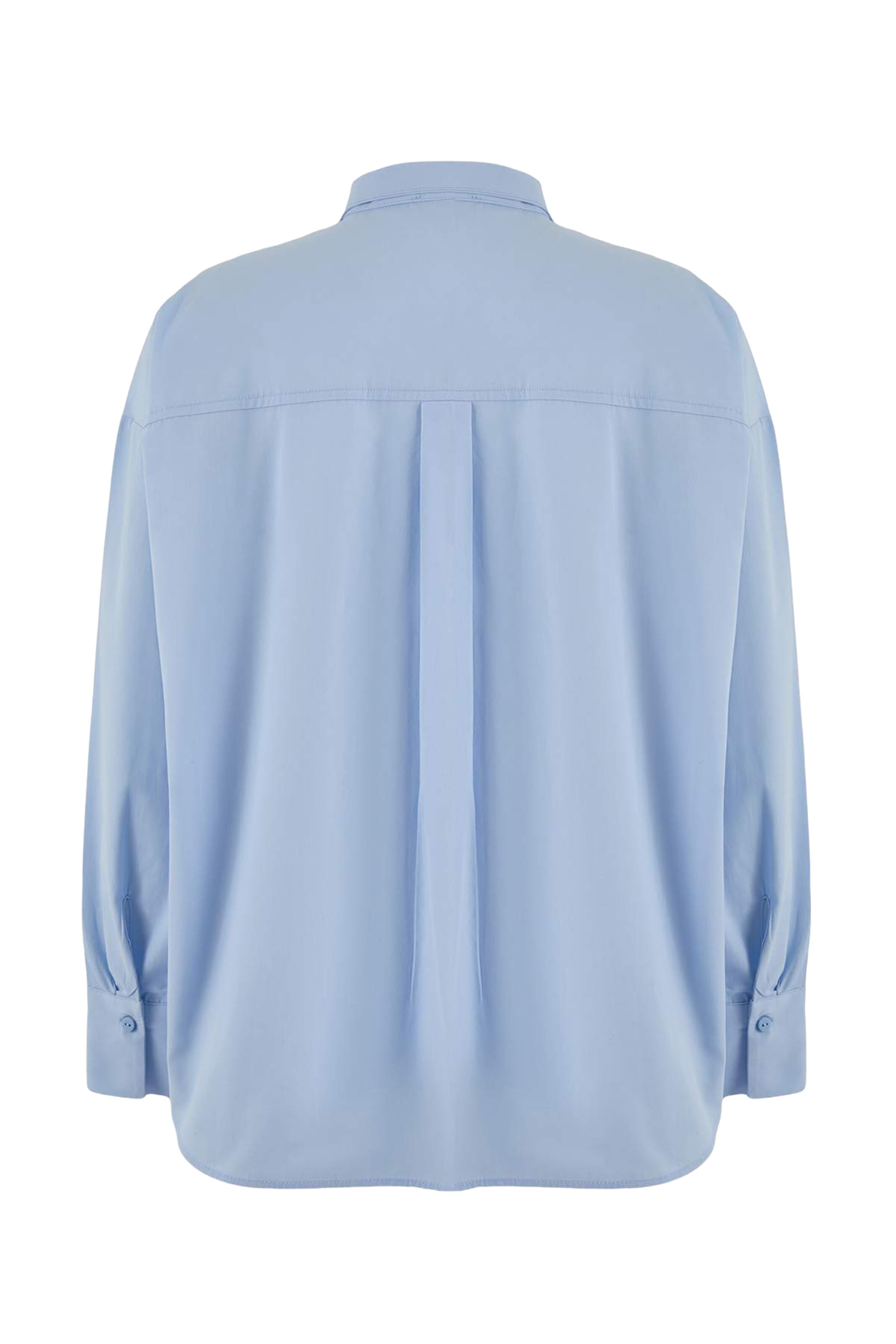 Trendyol Blouse in Blue