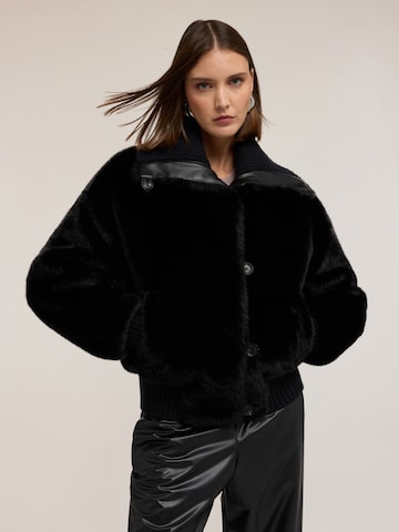 Manteau d’hiver MOTIVI en noir